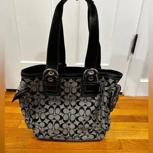 COACH  シアリング イヤーマフ ブラック(中古) Coach Vintage black Satin Swarovski Crystal | Depop